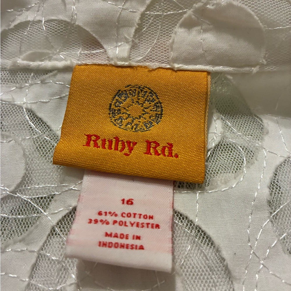Ruby Red Women Blouse White Circle Burnout Button Up 16 Boxy Cottagecore Capsule - Picture 4 of 11